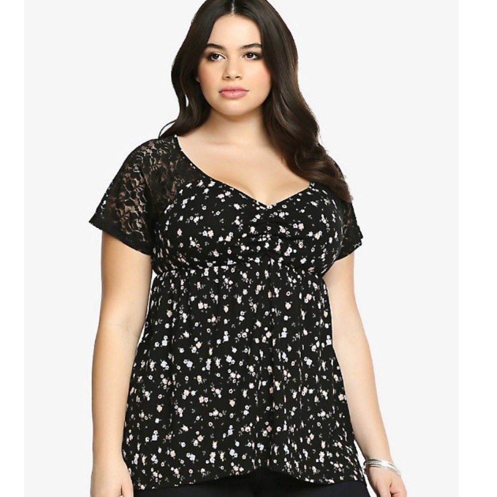 torrid floral lace hi-lo top size 1x women